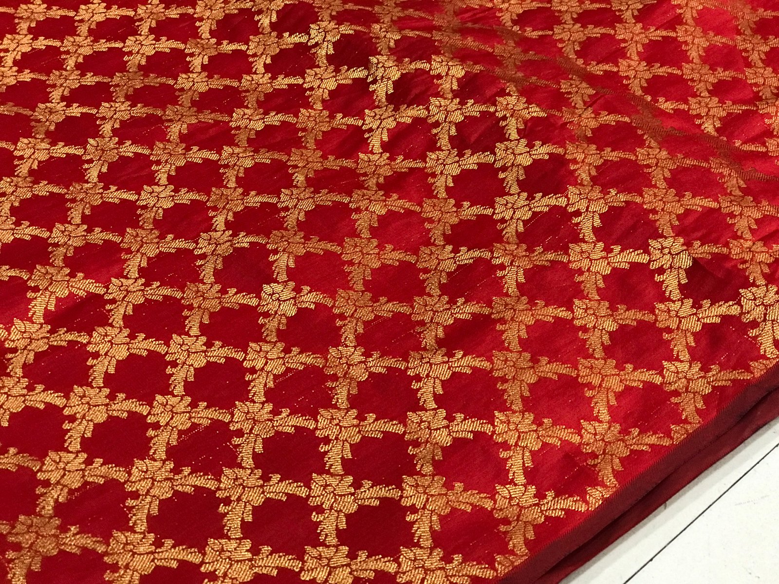 Banarasi Chanderi Jacquard Fabrics Manufacturer, Supplier, Wholesaler And Exporter In Surat